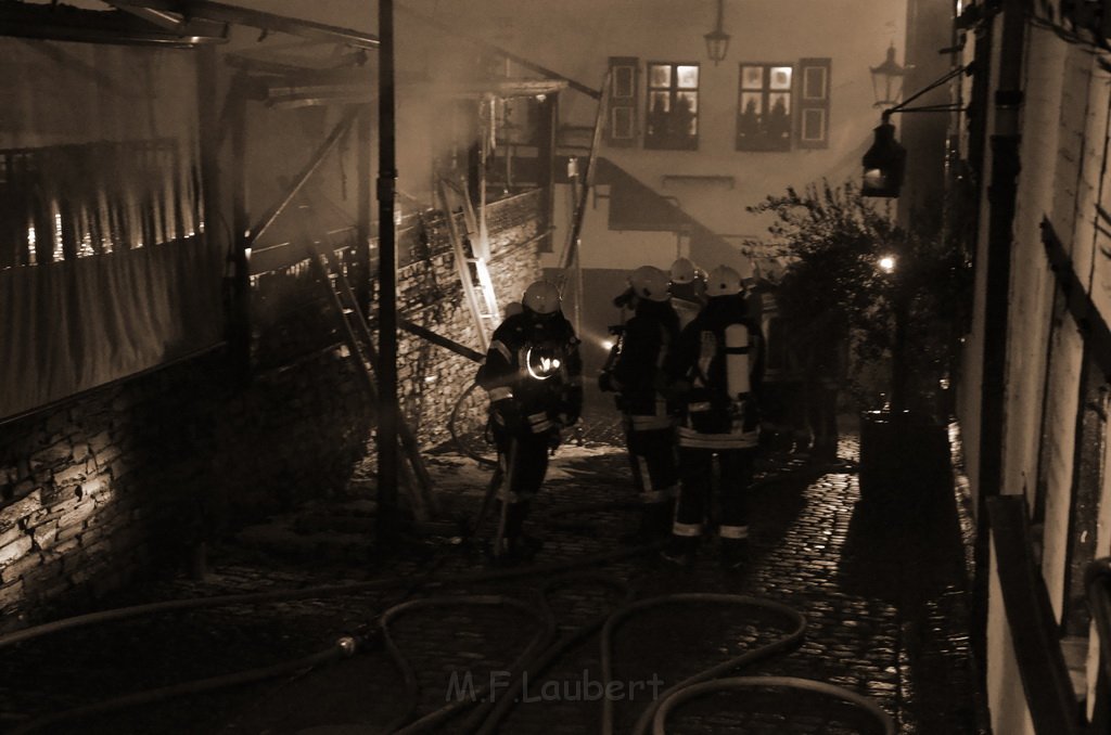 Feuer 3 Zum Treppchen Koeln Rodenkirchen Kirchstr Steinstr P092.JPG - Miklos Laubert
